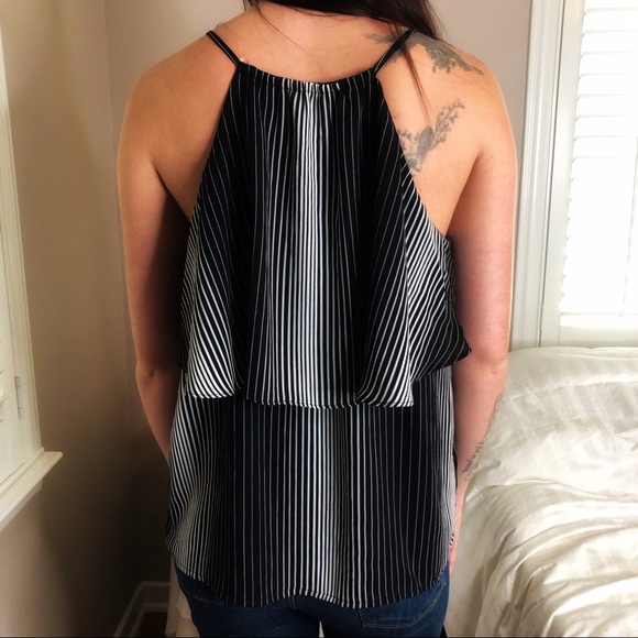 Solddd Outtt - Picture 4 of 4